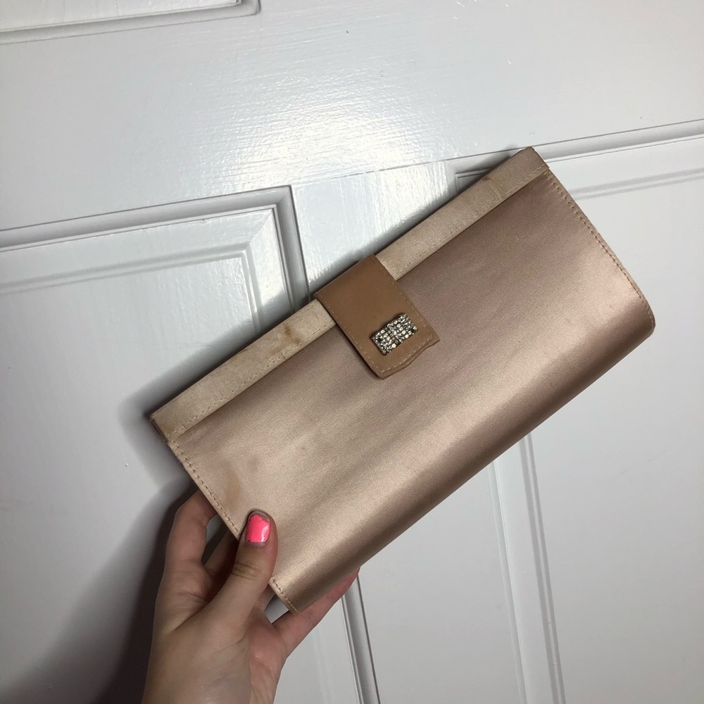 Claudia Barnes Clutch